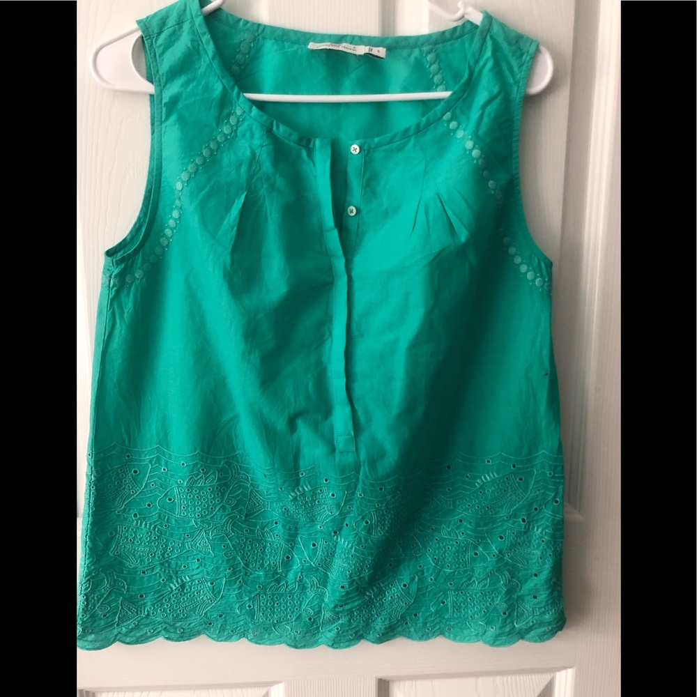 Vineyard Vine blouse size S!